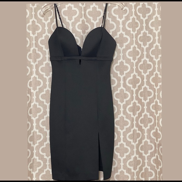bebe Plunge Sweetheart with Peephole bodycon dress - Picture 2 of 13